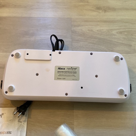 Nutrichef Food Vacuum Sealer PKVS18SL - Picture 7 of 7